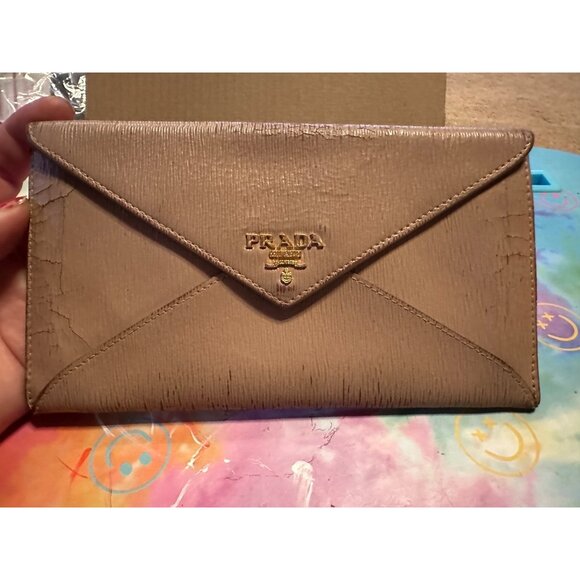 Prada Milano Envelope Clutch Wallet Womens Leather Beige Textured Gold Logo - Picture 9 of 9